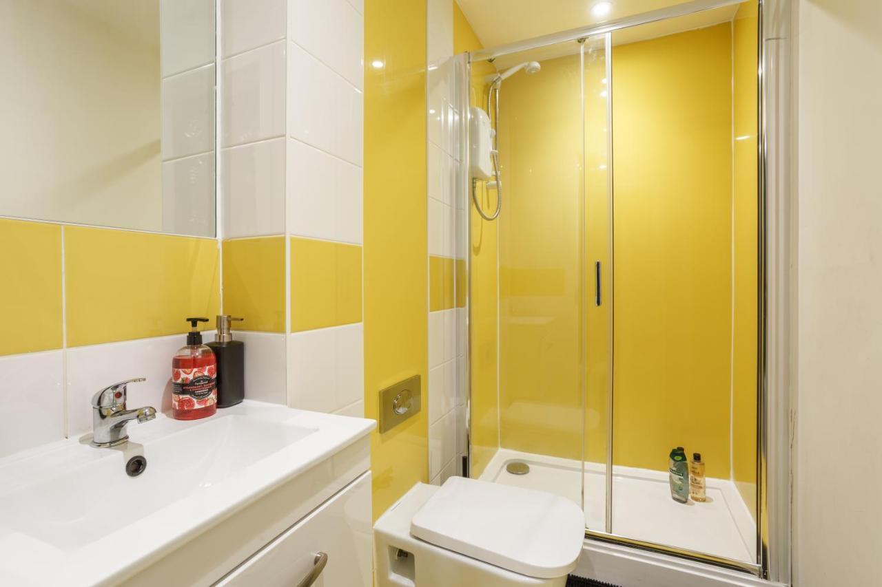 Opulence Studio In Sheffield Luaran gambar